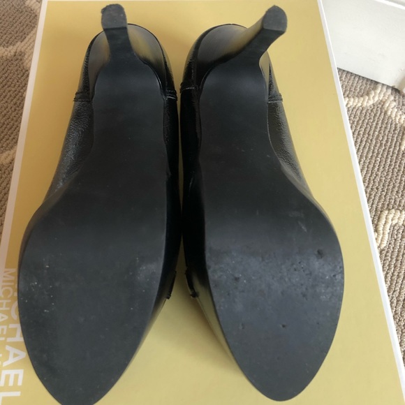 Michael Kors Fulton Black Patent Loafer Heels - Picture 6 of 7